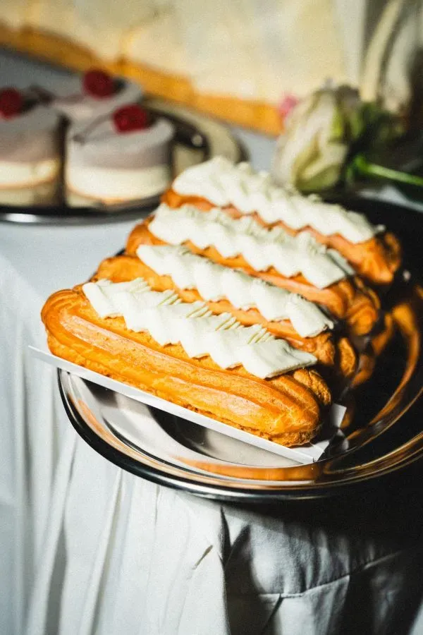 Blikle Eklery eclair con panna e cioccolato