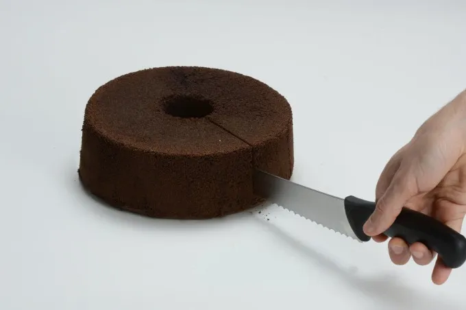 Paolo Griffa Angel cake riso artemide torta viola