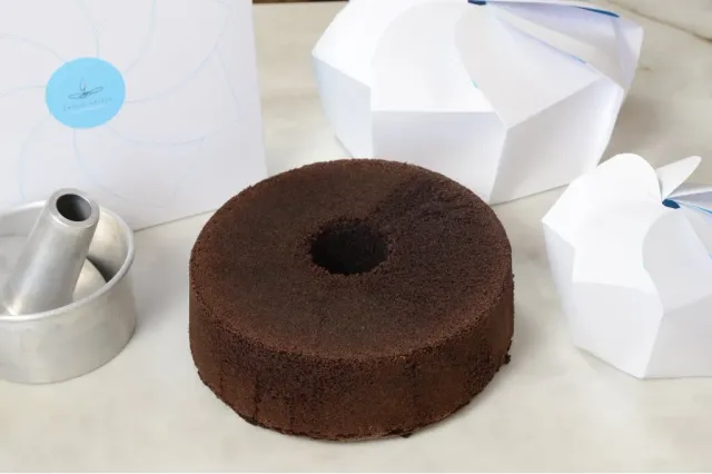 Paolo Griffa Angel cake riso artemide torta viola