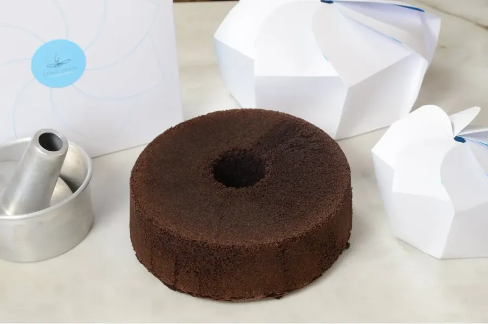 Paolo Griffa Angel cake riso artemide torta viola