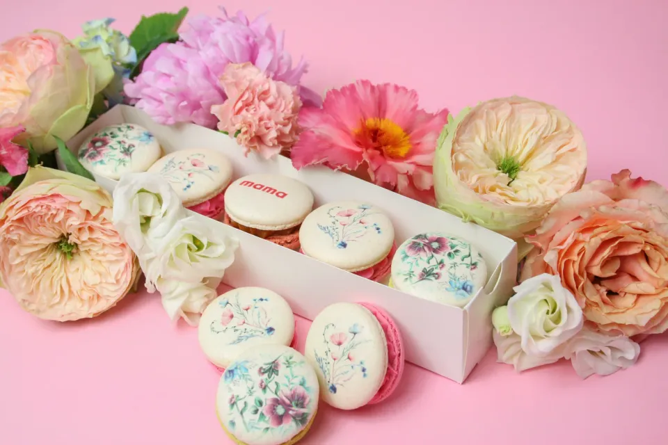 Blikle bomboniera macaron Mamma 10 pezzi floreale