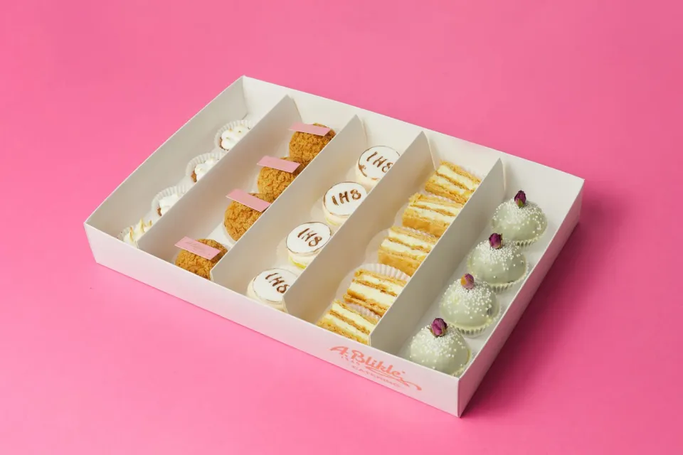 Blikle N.7 box catering 22 mignon assortiti